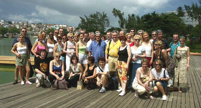 Les 43 voyageurs sur les planches...